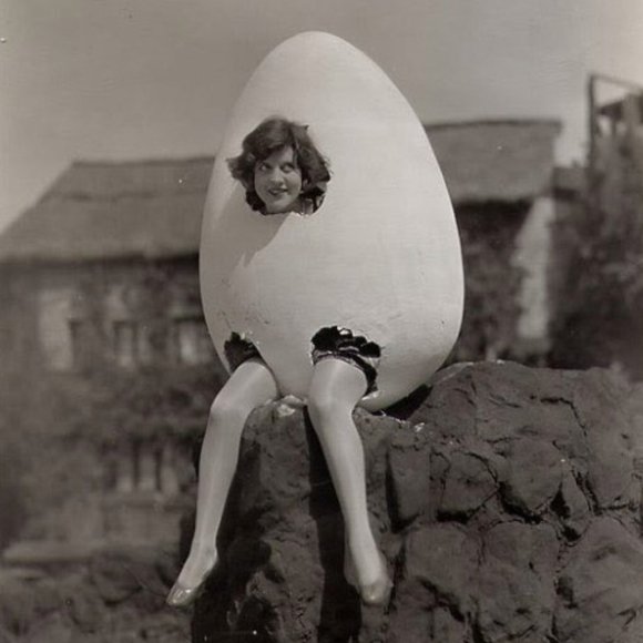 Meet your Posher, Willa at Egg Apparel - Picture 1 of 1